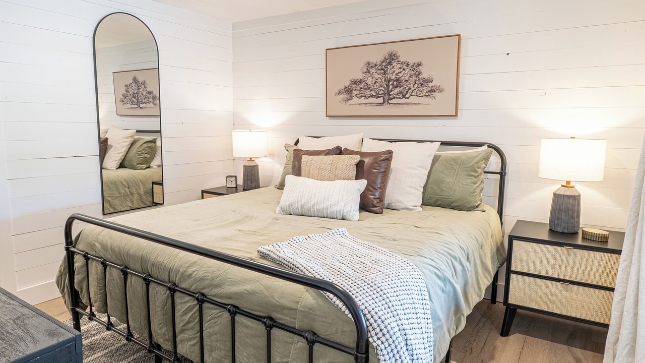 Photo of Bedroom in Fort Ann