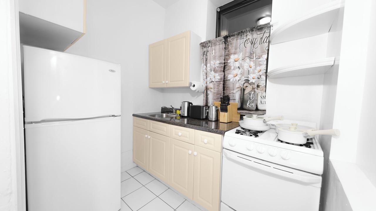 Photo of Kitchen in Sutton Place
