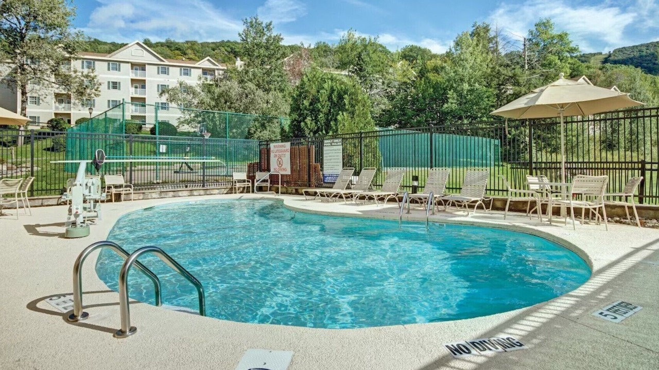 Photo of Outdoor in Hancock
