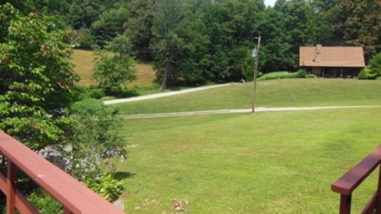 Photo of Others in Dellroy