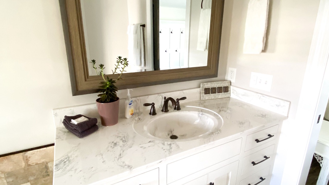 Photo of Bathroom in Gap