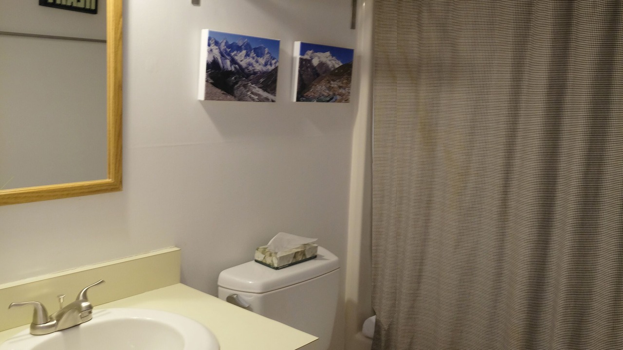 Photo of Bathroom in Warren