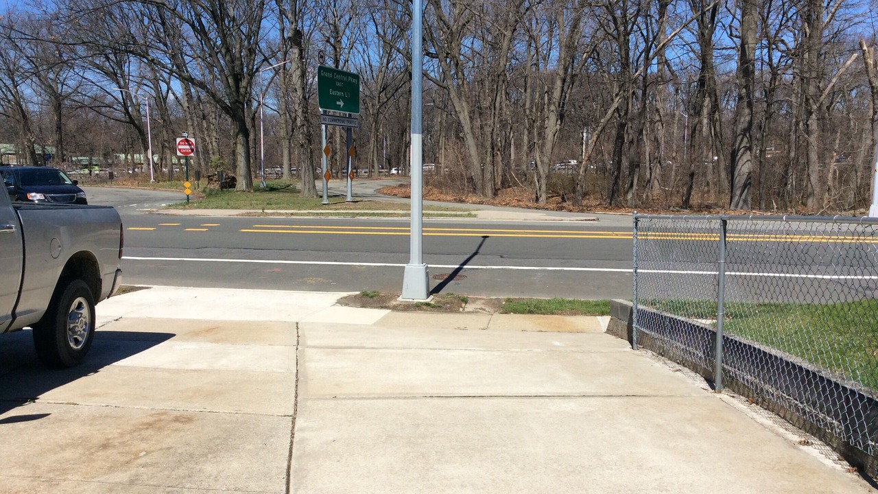 Photo of Others in Holliswood