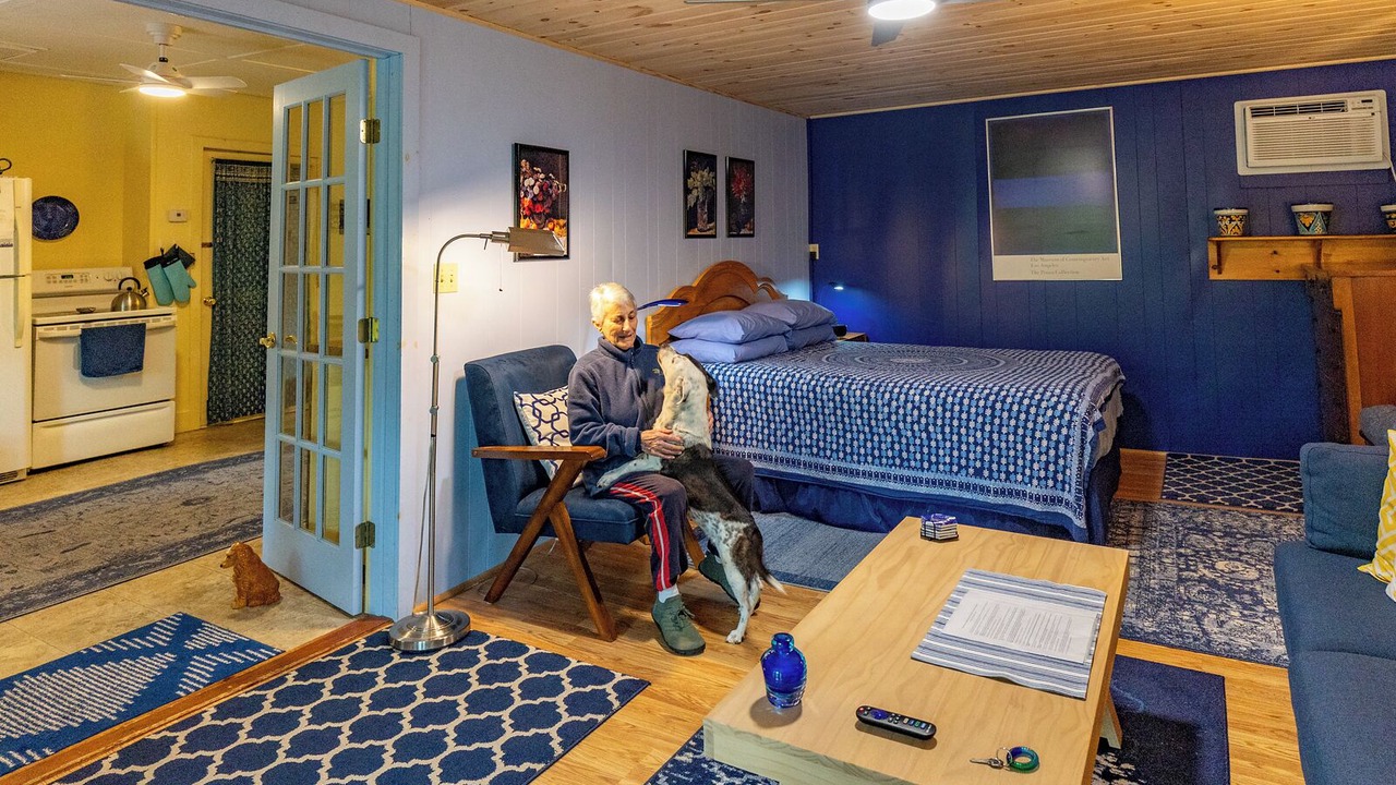 Photo of Bedroom in Shelburne Falls