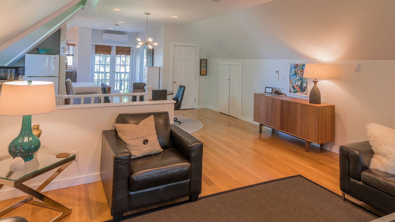 Photo of Livingroom in Lincoln Park