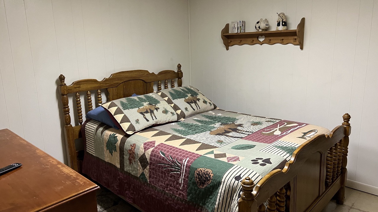 Photo of Bedroom in Perrysville