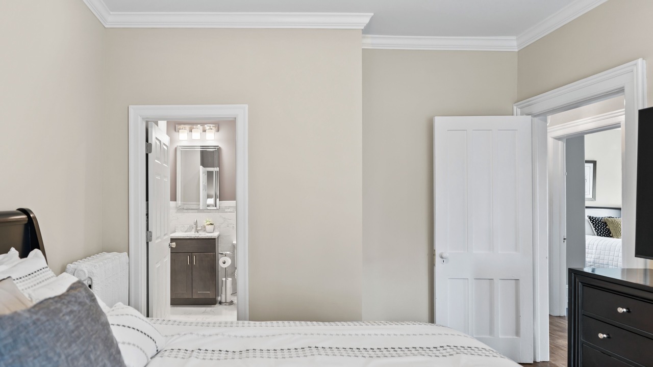 Photo of Bedroom in Saratoga Springs