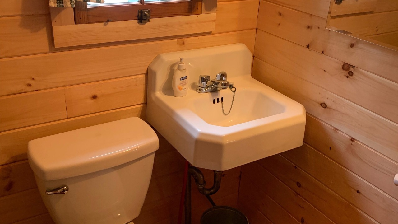 Photo of Bathroom in Paradox