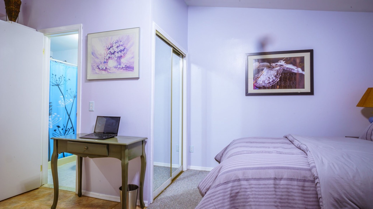 Photo of Bathroom in Alden Manor