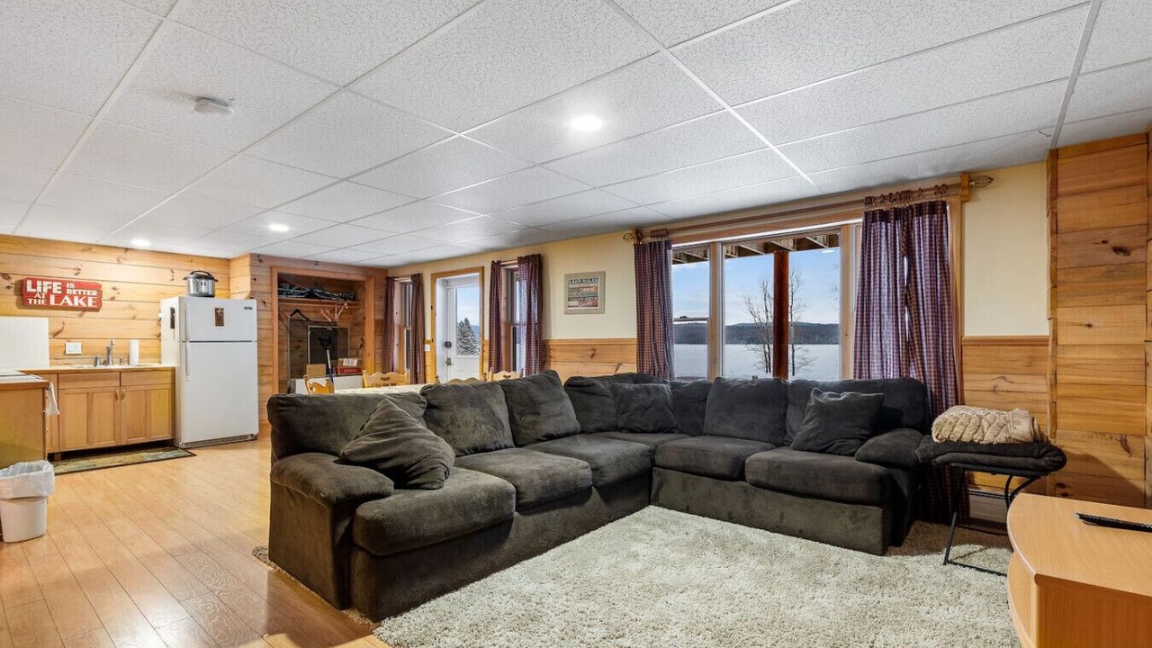 Photo of Bedroom in Pittsburg