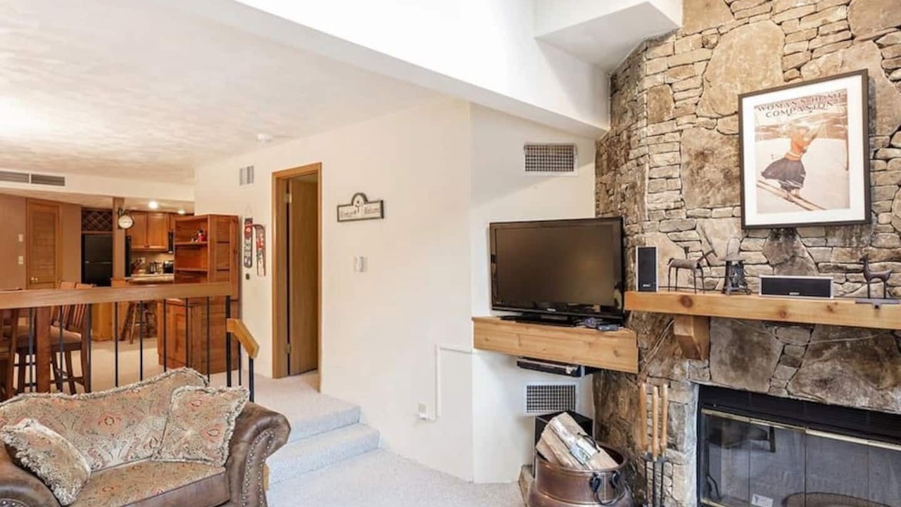 Photo of Bedroom in Seven Springs