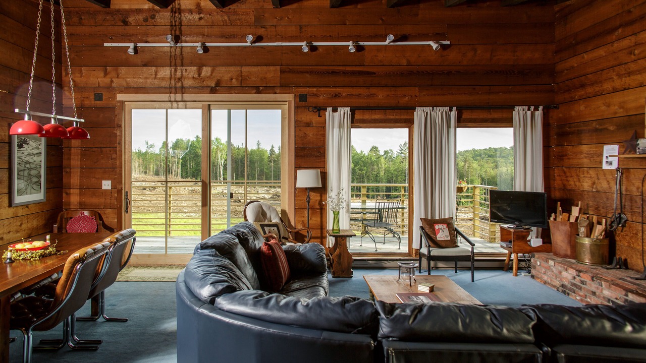 Photo of Livingroom in Weston