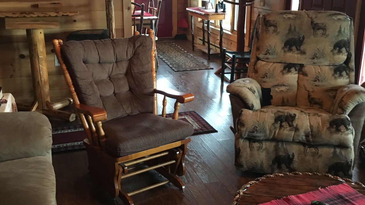 Photo of Livingroom in Upper Tract