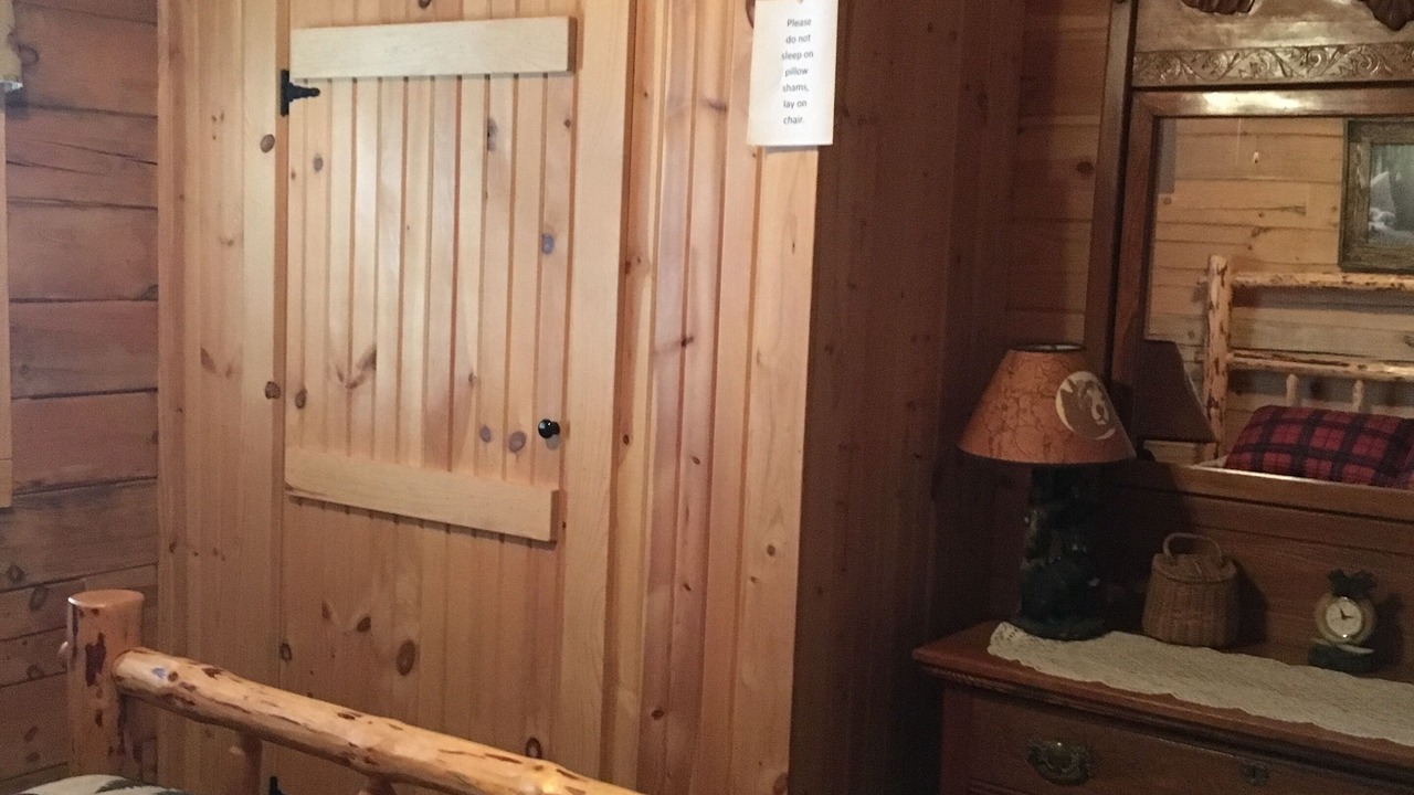 Photo of Bedroom in Upper Tract