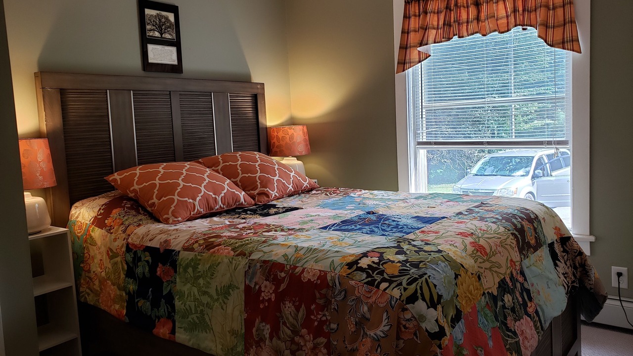 Photo of Bedroom in Warrensburg