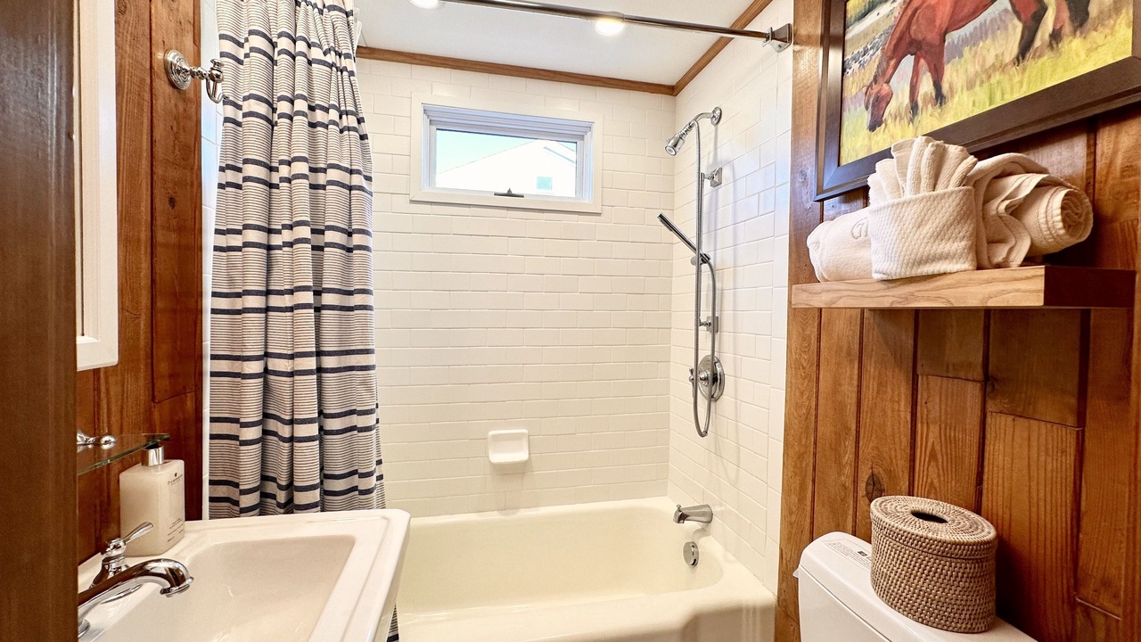 Photo of Bathroom in Atlantic Beach