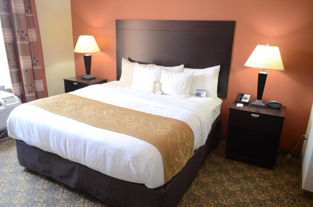 Photo of Bedroom in Westchase