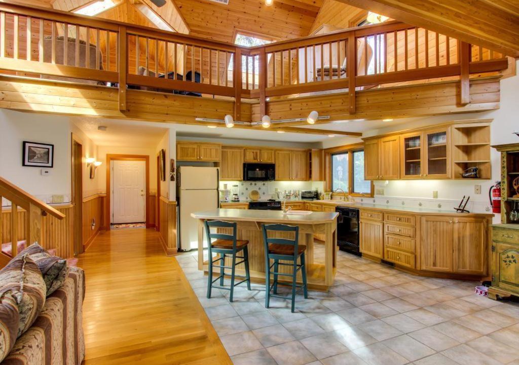 Photo of Kitchen in Downtown Cannon Beach