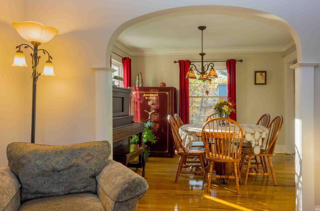 Photo of Livingroom in West Elmira