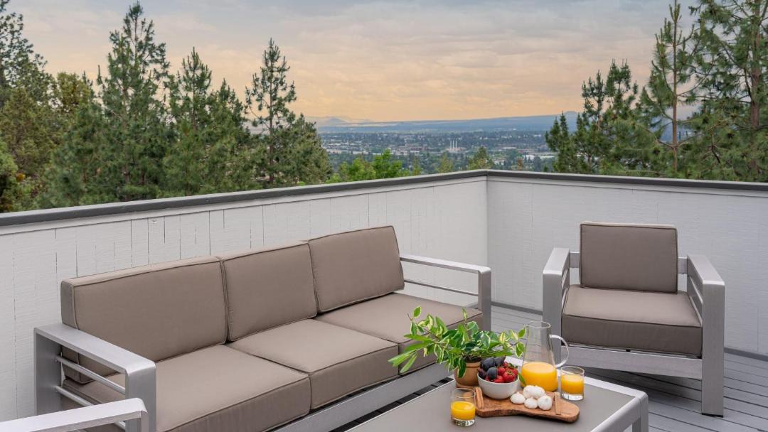 Photo of Patio Balcony in West Hills