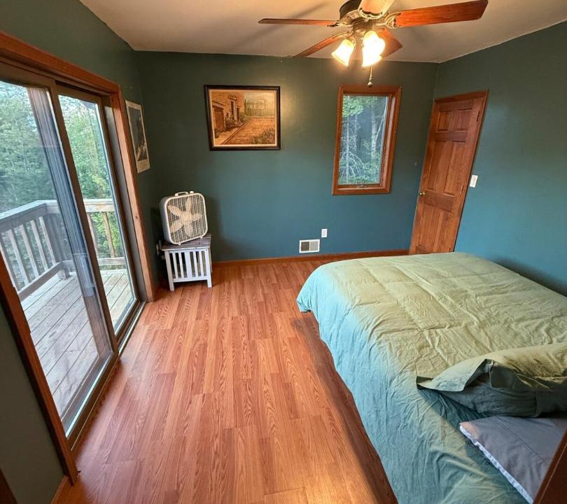 Photo of Bedroom in Gilman