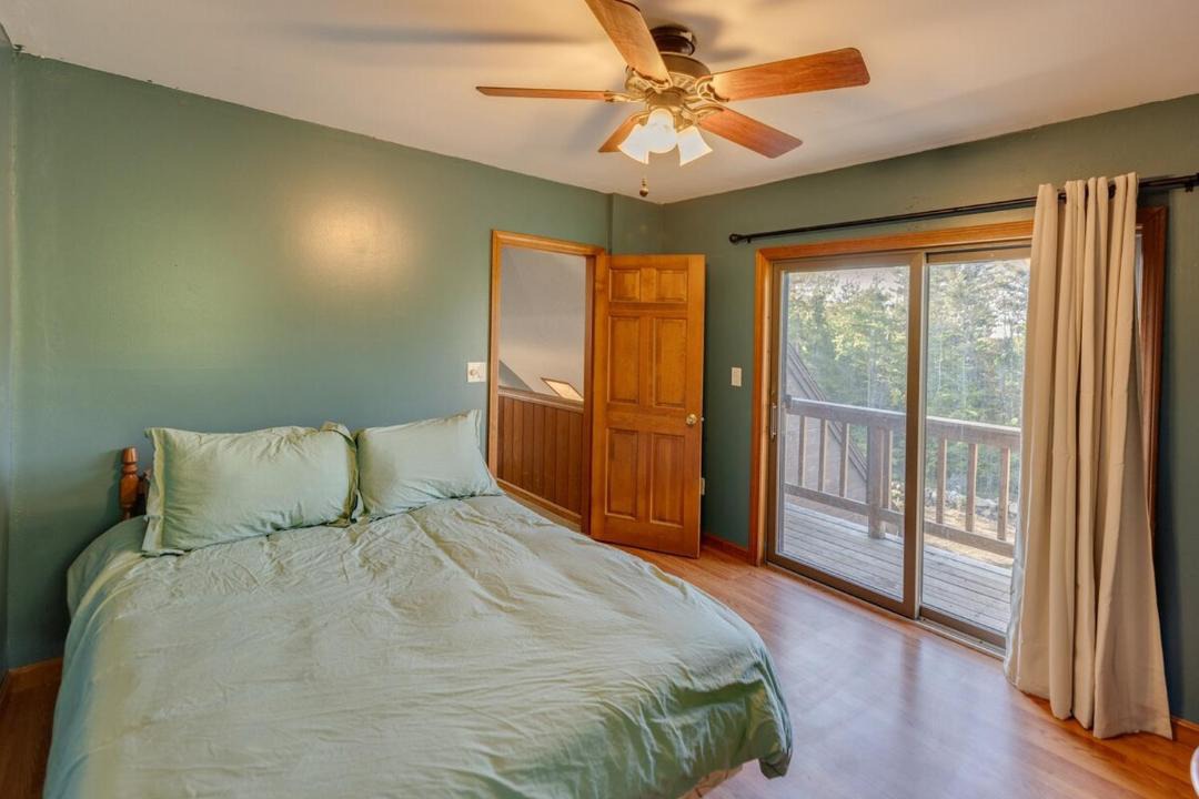 Photo of Bedroom in Gilman