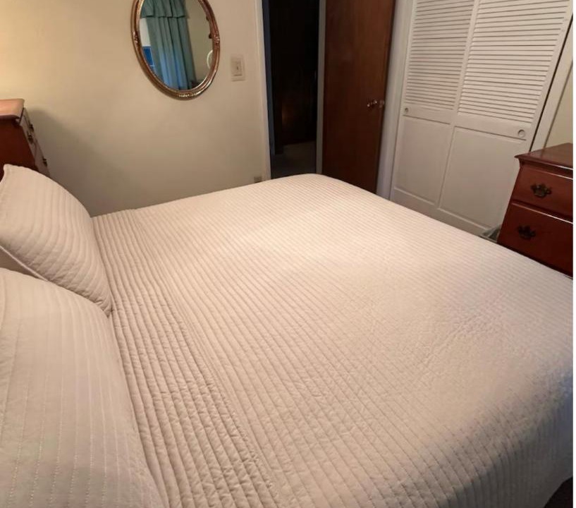 Photo of Bedroom in Raymond