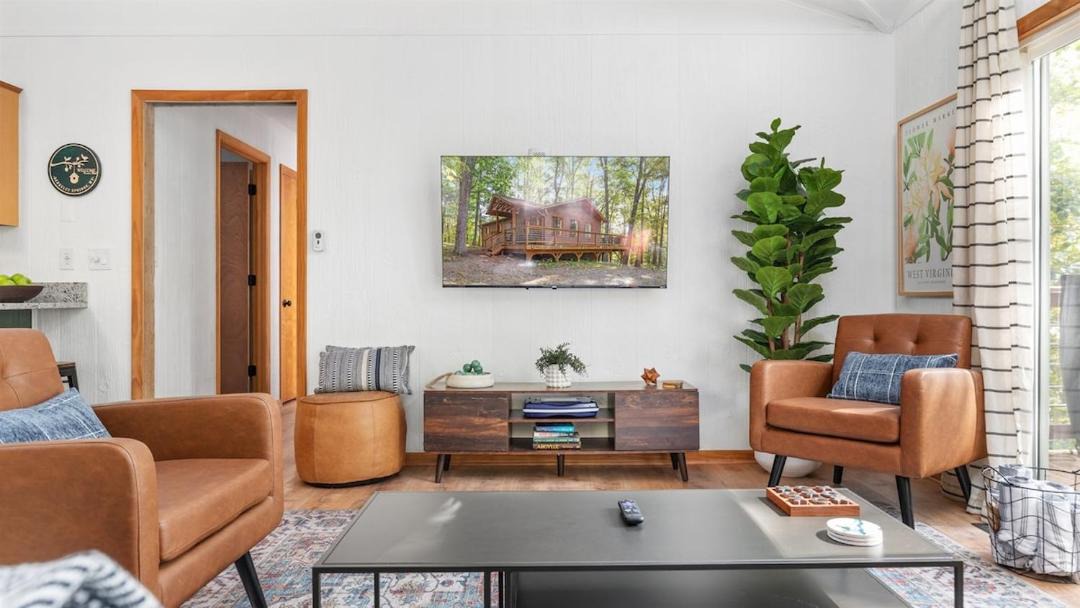 Photo of Livingroom in Berkeley Springs