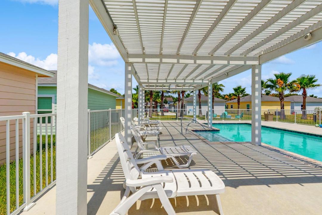 Photo of Patio Balcony in Fulton