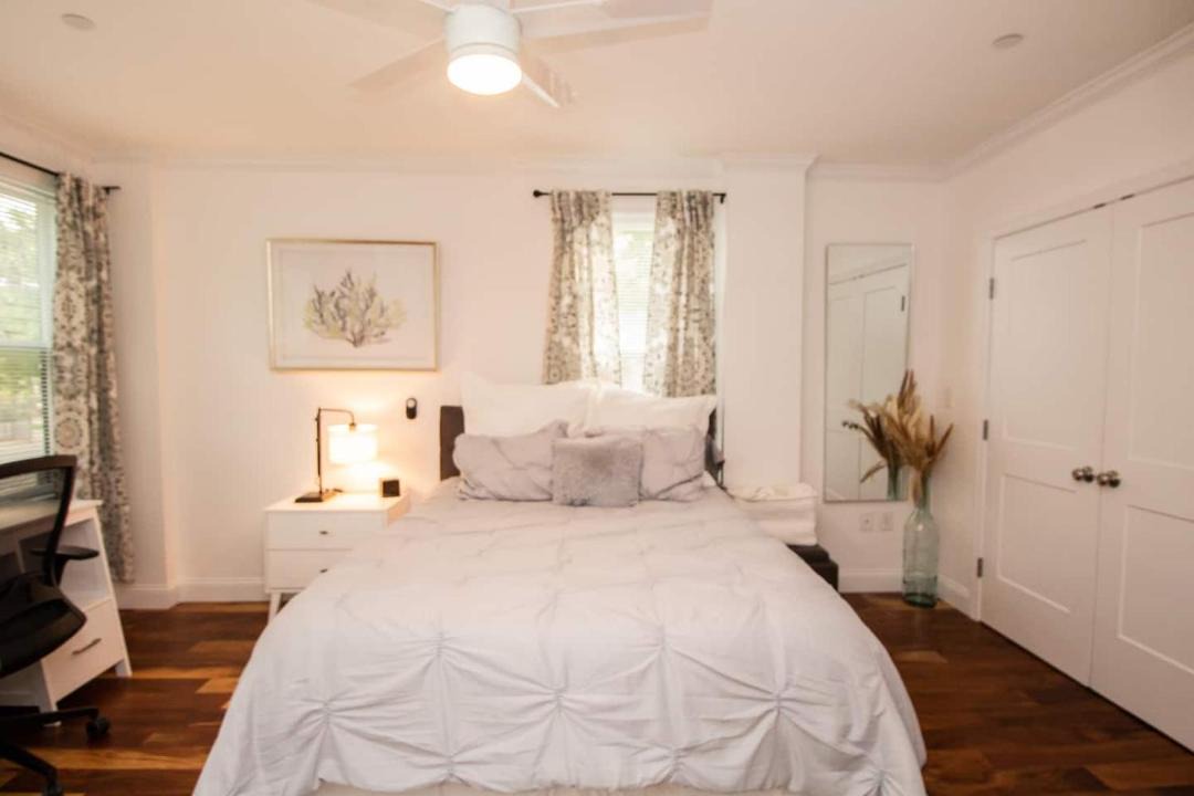 Photo of Bedroom in Harrison Lenox