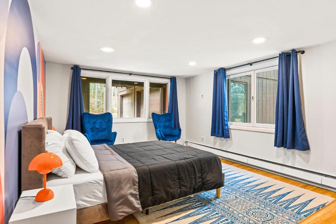 Photo of Bedroom in Winhall