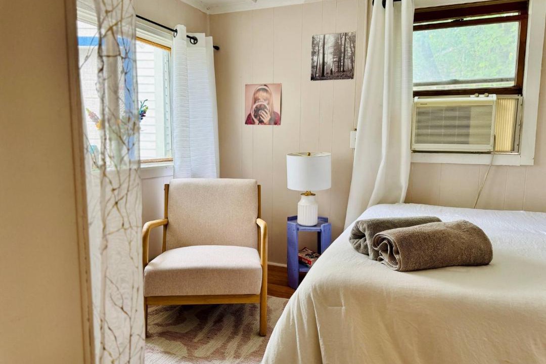 Photo of Bedroom in Old North End