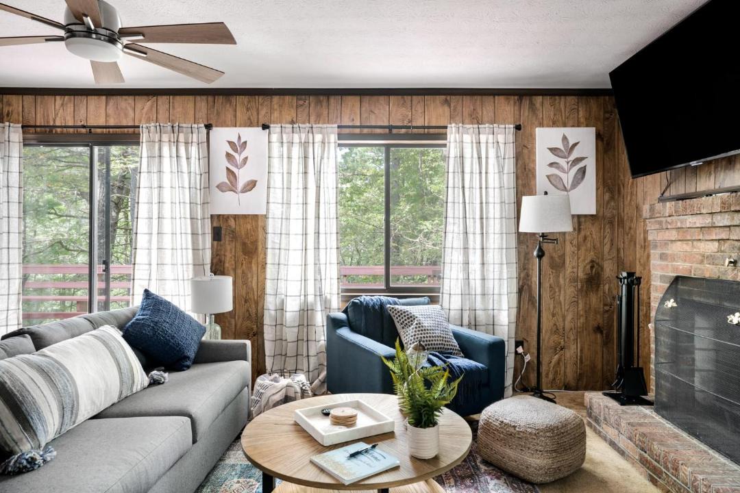 Photo of Livingroom in Bergton