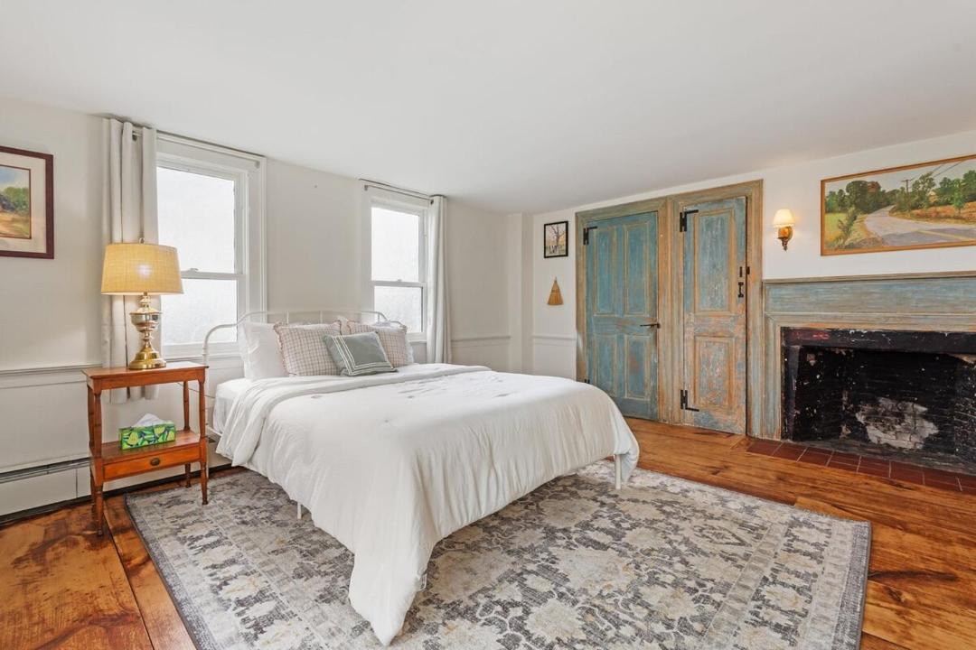 Photo of Bedroom in Loudon