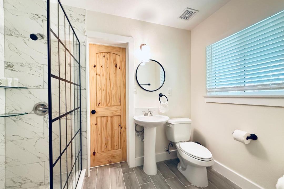 Photo of Bathroom in Dickinson