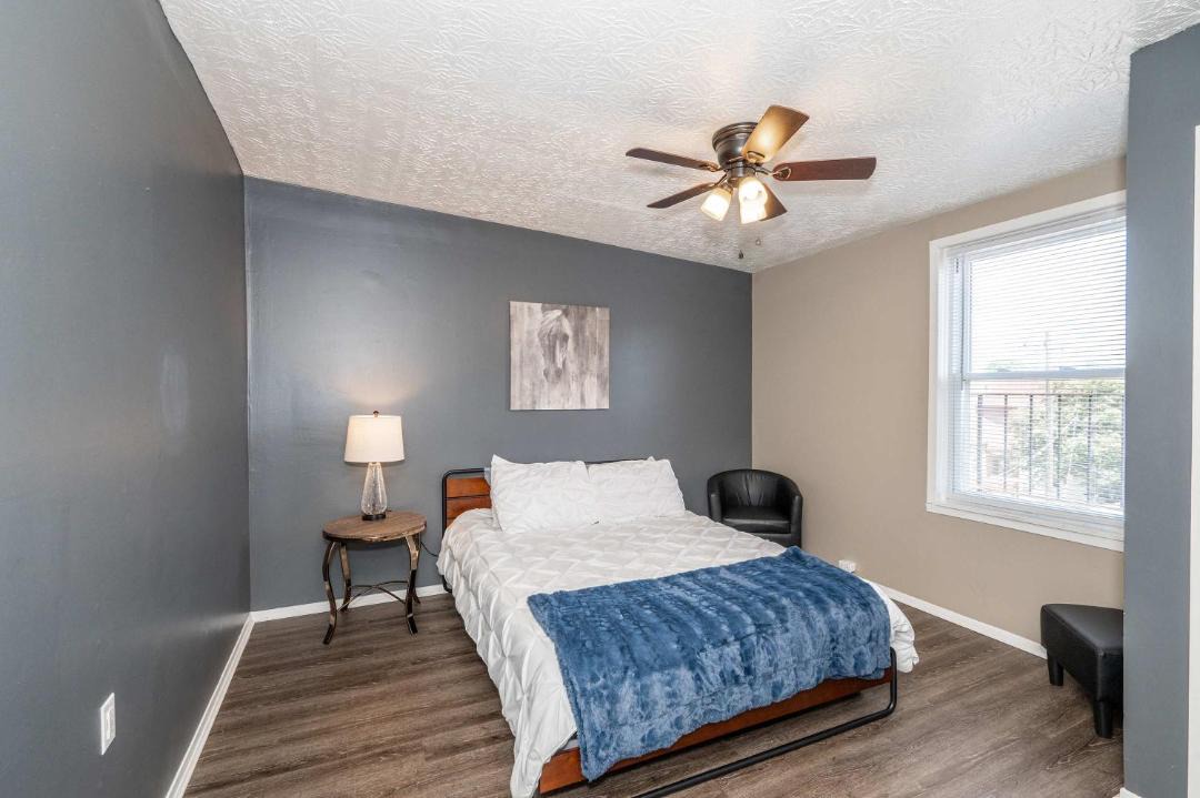 Photo of Bedroom in Newport