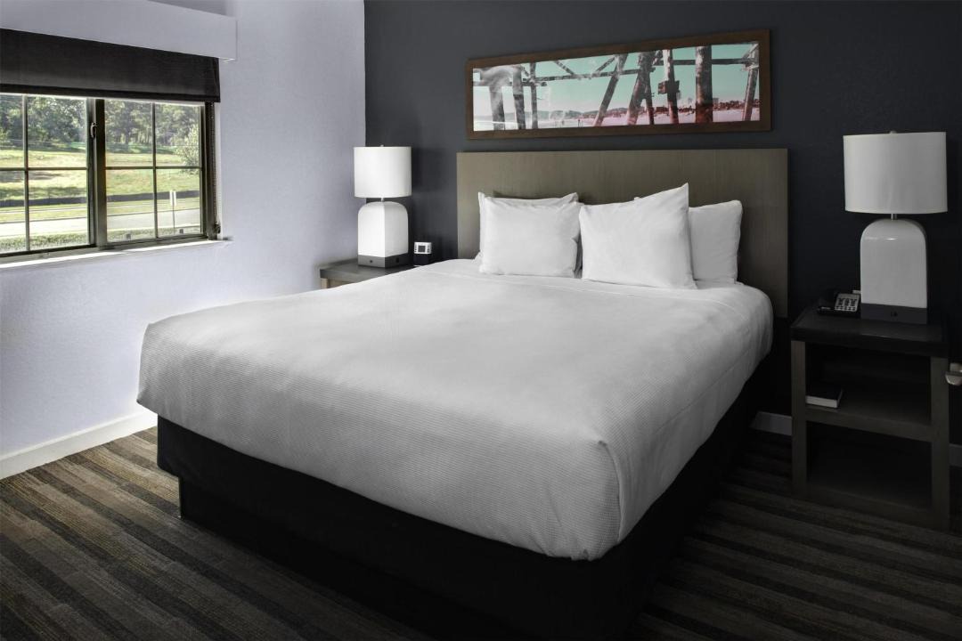 Photo of Bedroom in Cedar Knolls