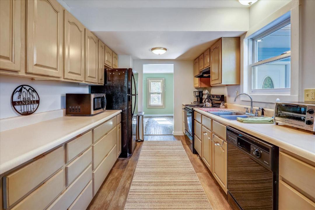 Photo of Kitchen in Stowe Area