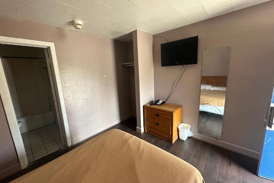 Photo of Bedroom in Elmira