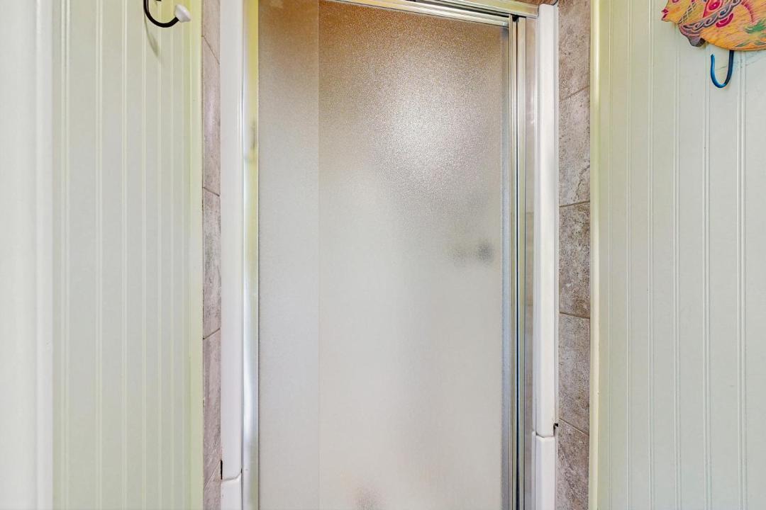 Photo of Bathroom in Jamaica Beach