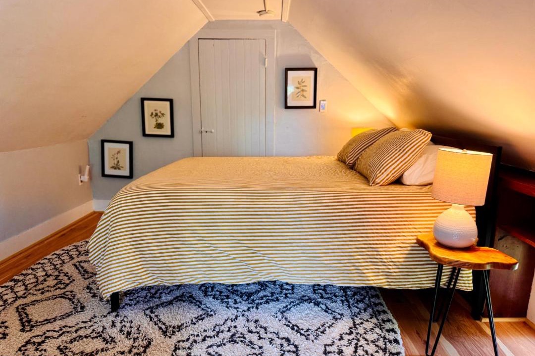 Photo of Bedroom in Shelburne