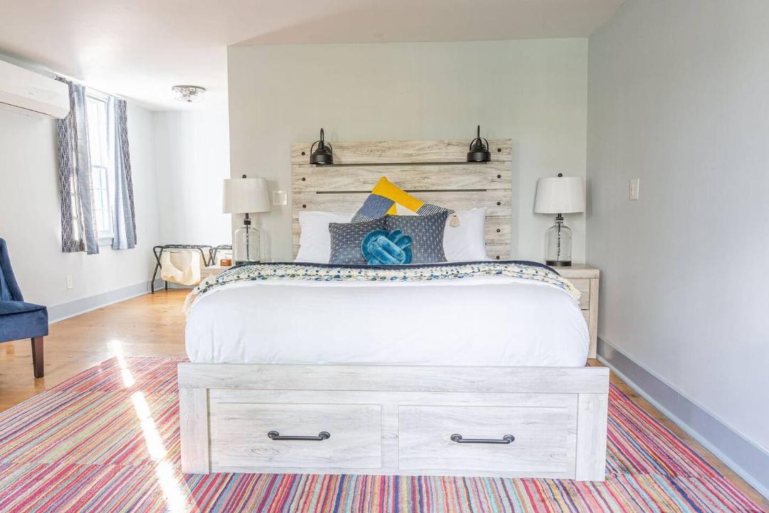 Photo of Bedroom in Town of Lloyd