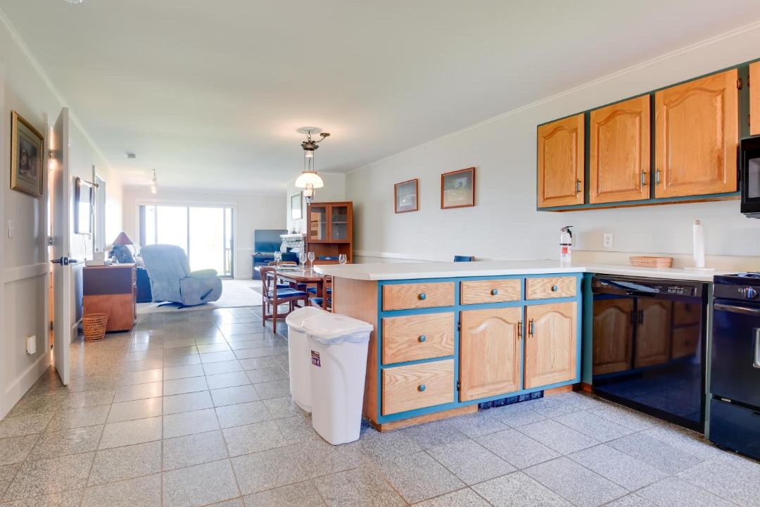 Photo of Kitchen in Newport Center