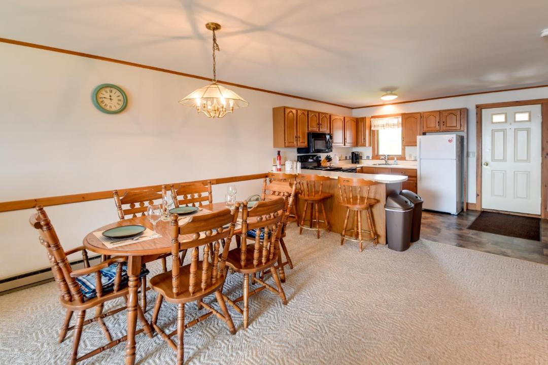 Photo of Kitchen in Newport Center