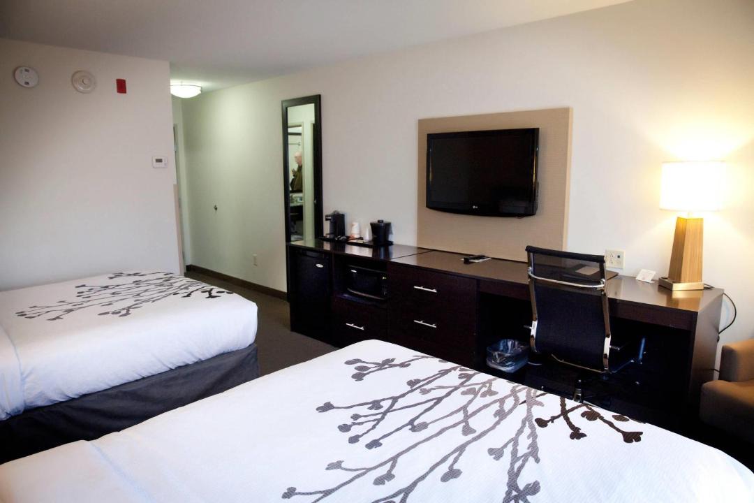 Photo of Bedroom in Moundsville