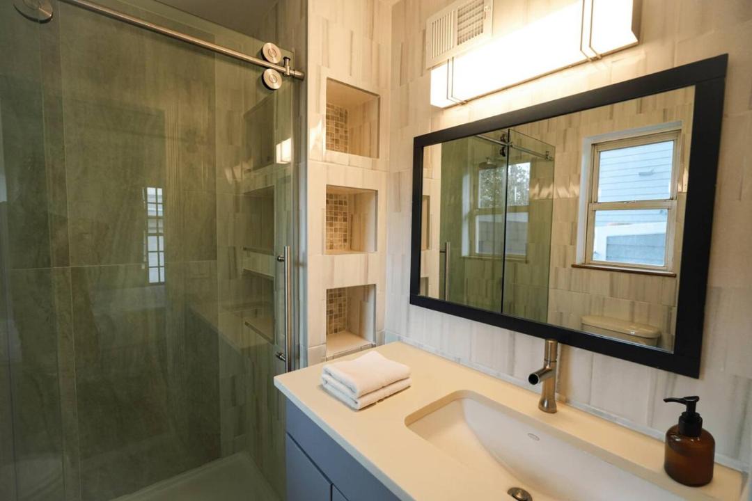 Photo of Bathroom in West New York