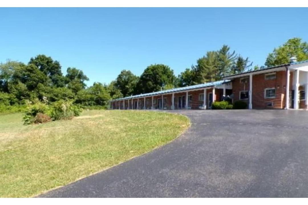 Photo of Buildings in Lewisburg