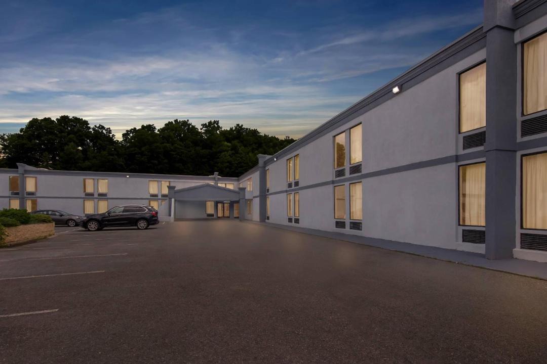 Photo of Buildings in Bradley