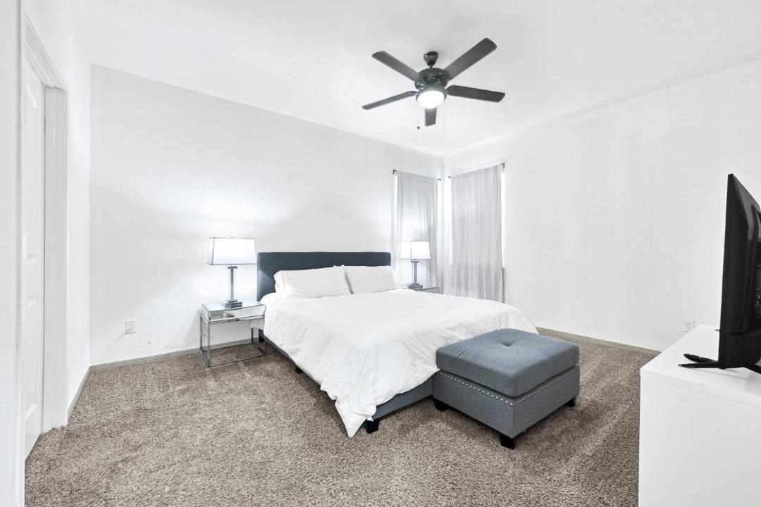 Photo of Bedroom in Channelview
