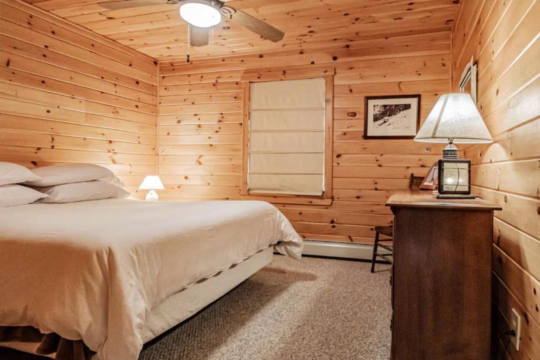 Photo of Bedroom in Greenwood